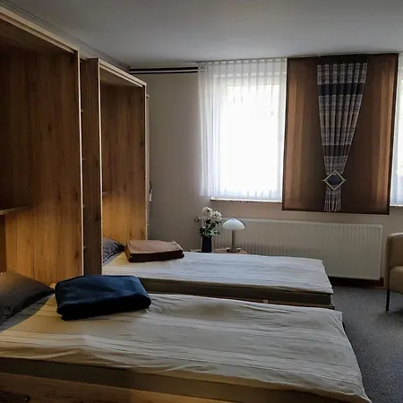 Haus Lieberum Erdgeschoss 바트순덴알렌도르프